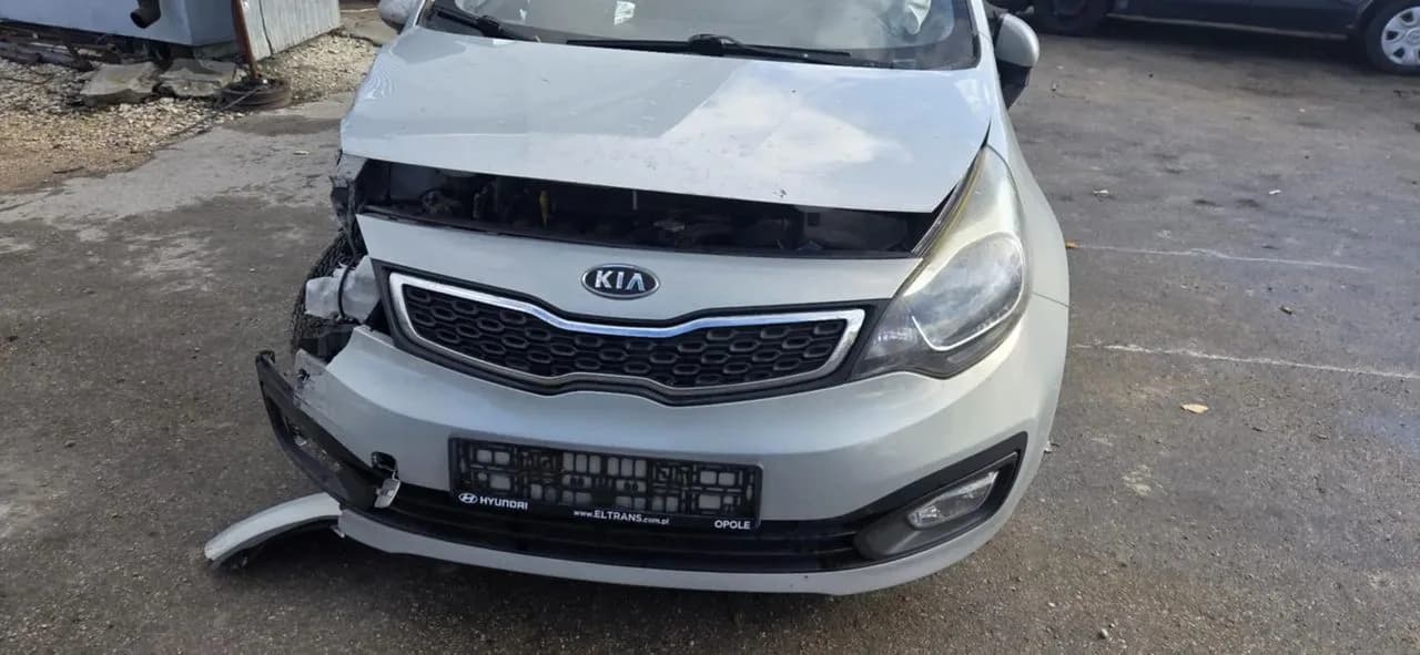 KIA RIO III sedan atrapa grill – zdjęcie 1