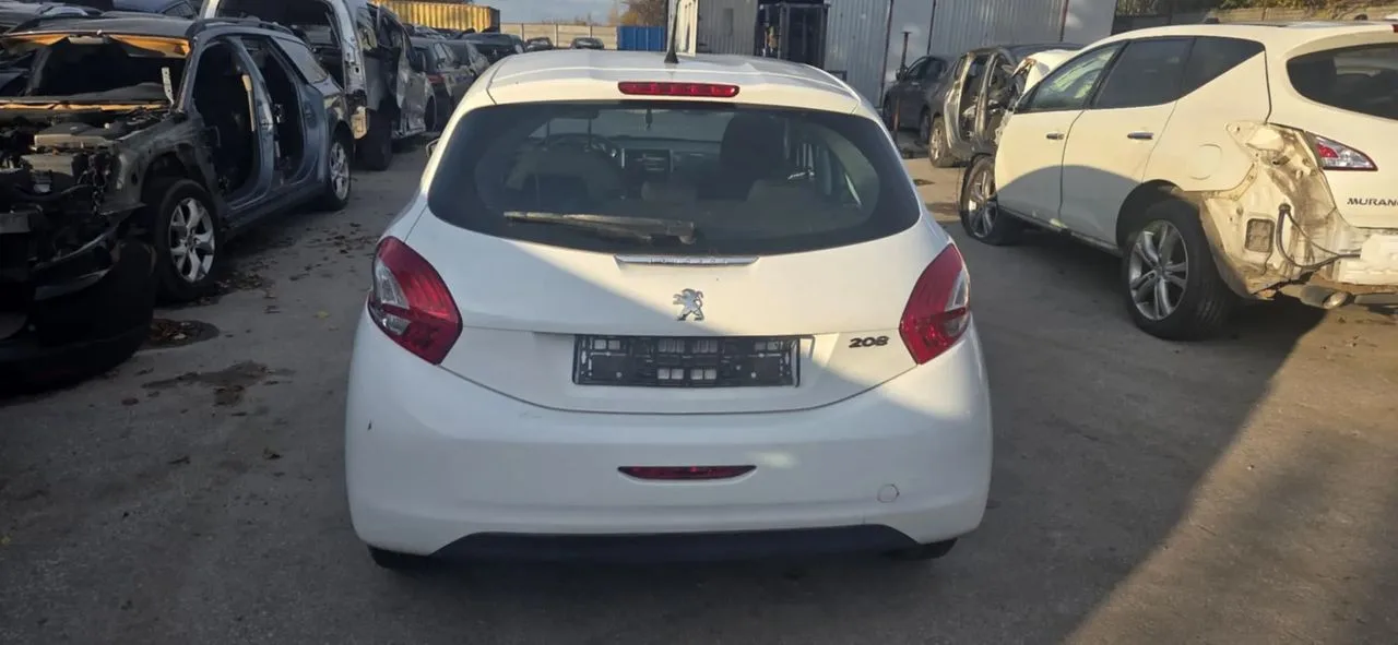 PEUGEOT 208 EWPB pas tylny wanna – zdjęcie 1