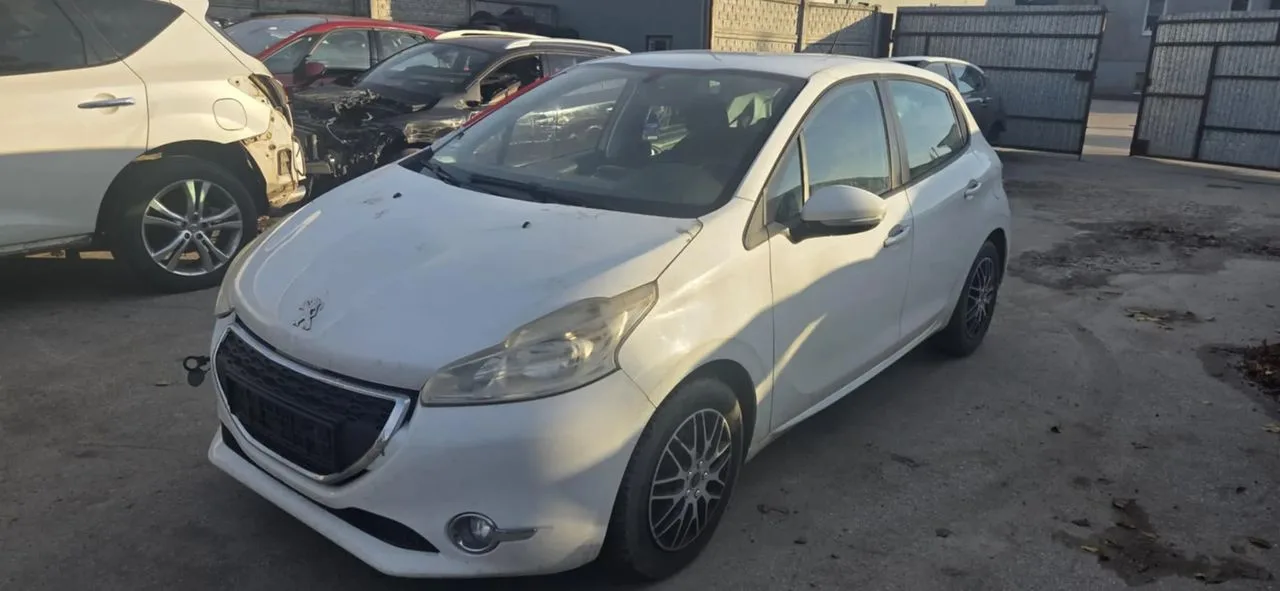 PEUGEOT 208 1,2 puretech sanki przód wozek silnika – zdjęcie 1