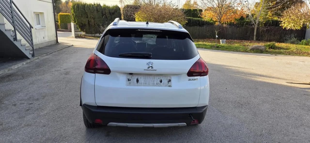 PEUGEOT 2008 lift lampa lewy tył w błotnik – zdjęcie 1