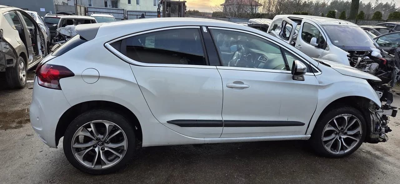 CITROEN DS4 KWE słupek próg lewy – zdjęcie 1