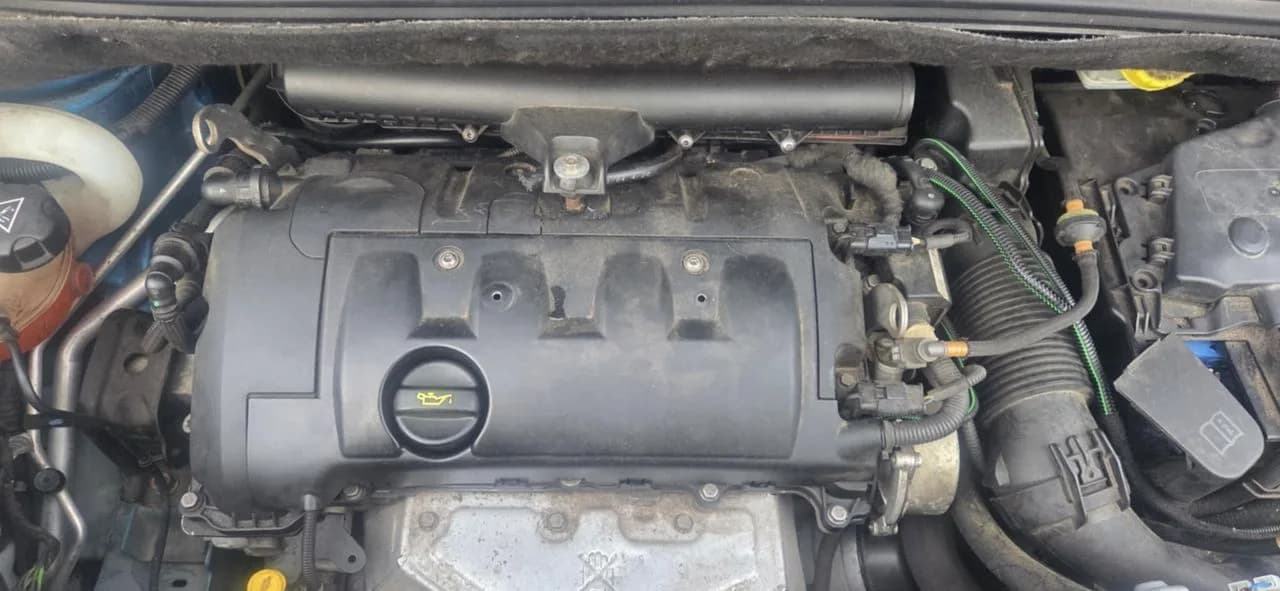 CITROEN C3 PICASSO 1,4VTI 95KM chłodnica wody – zdjęcie 1