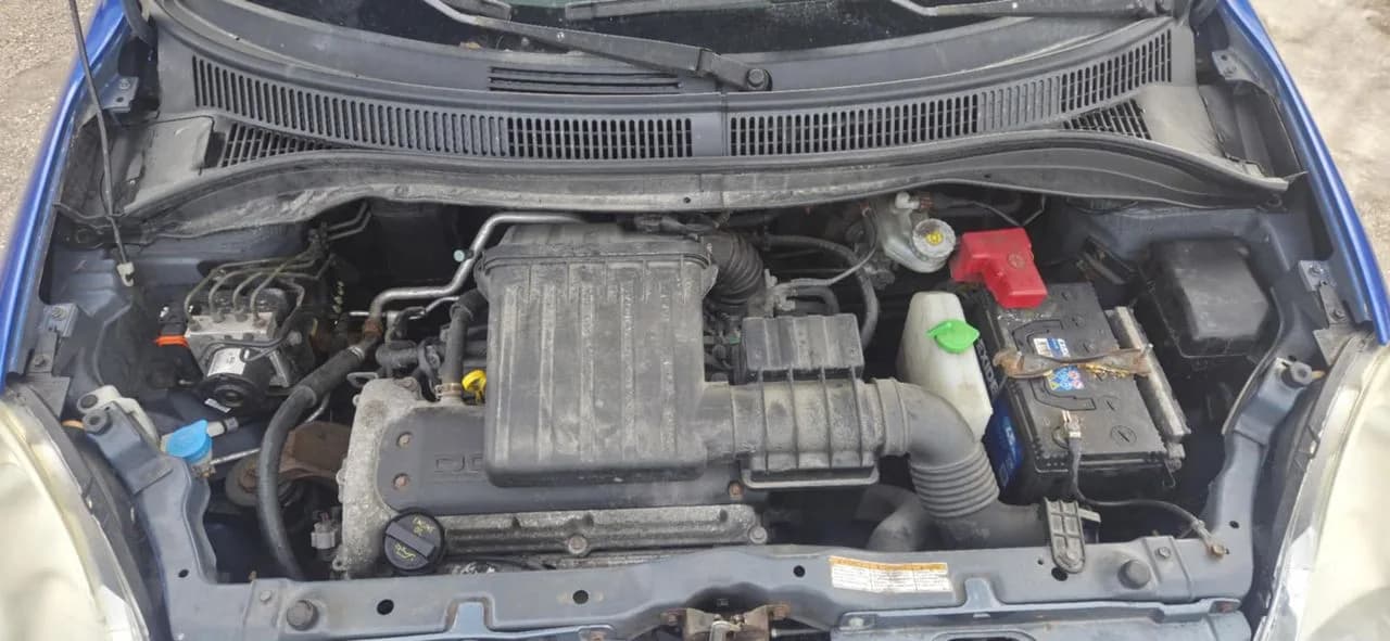 Suzuki Swift mk6 1,3 wentylator – zdjęcie 1