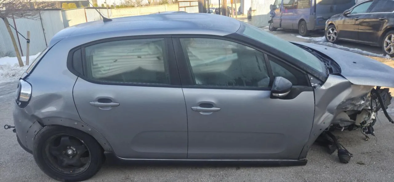 CITROEN C3 III KCAC drzwi prawy przód kompletne – zdjęcie 1
