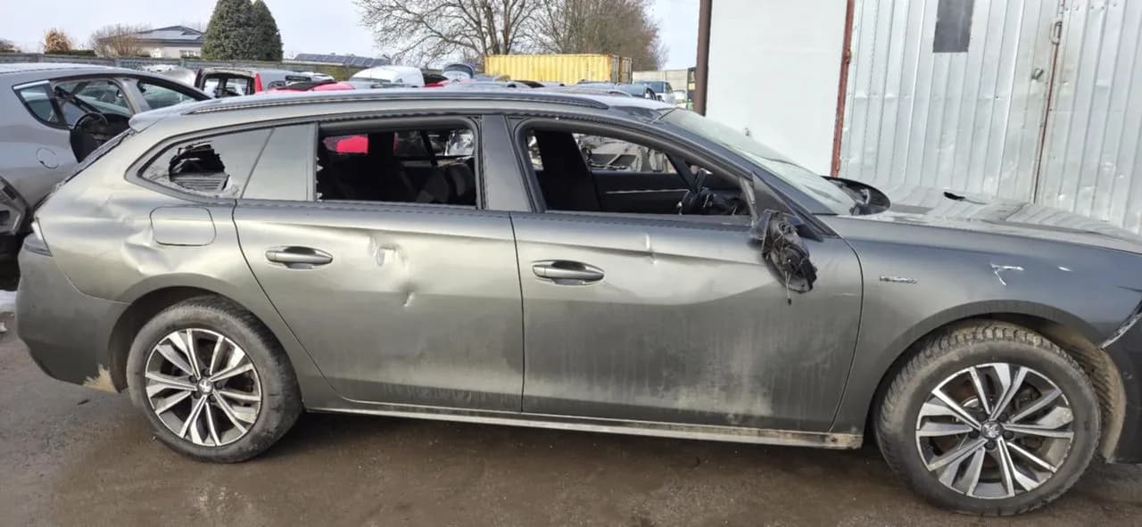 PEUGEOT 508 II EKL drzwi prawy przód komplet – zdjęcie 1