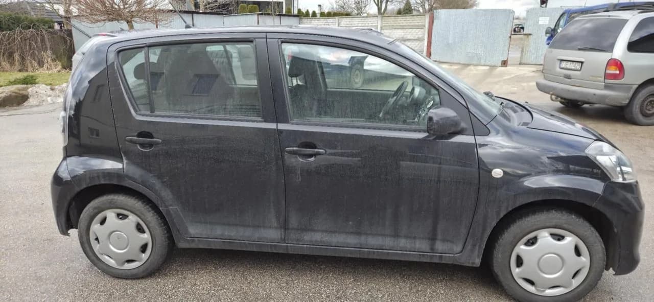 SUBARU JUSTY IV X07 słupek próg prawy lewy – zdjęcie 1