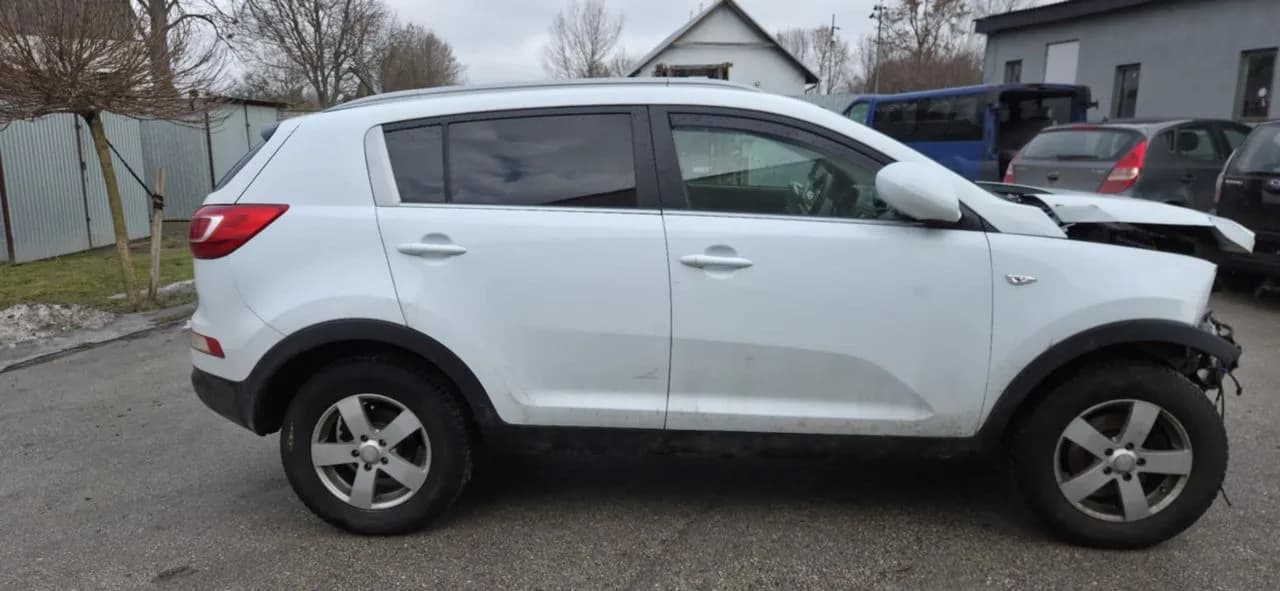 KIA SPORTAGE III WD lusterko prawe – zdjęcie 1
