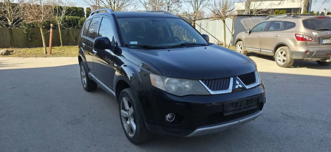 MITSUBISHI OUTLANDER II X42 ćwiartka podłużnica prawy przód – zdjęcie 1