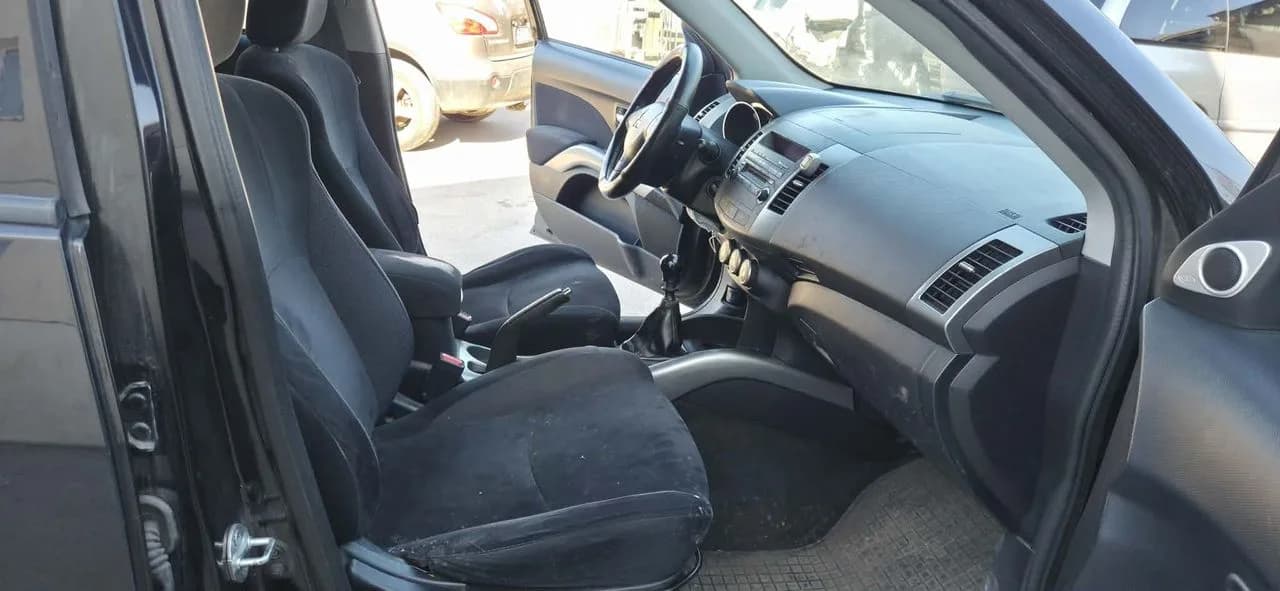 MITSUBISHI OUTLANDER II fotel prawy lewy przód – zdjęcie 1