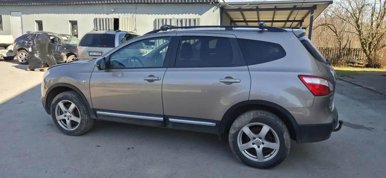 NISSAN QASHQAI +2 LIFT I10 4X4 belka zawieszenie tył – zdjęcie 1