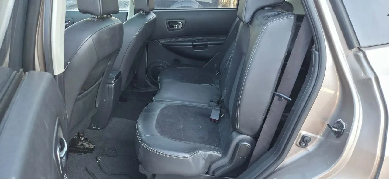 NISSAN QASHQAI +2 LIFT I10 fotel kanapa tyl II rząd – zdjęcie 1