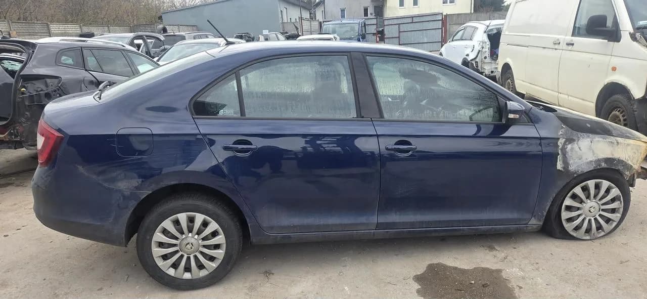 SKODA RAPID liftback LF5A błotnik lewy lub prawy tył – zdjęcie 6