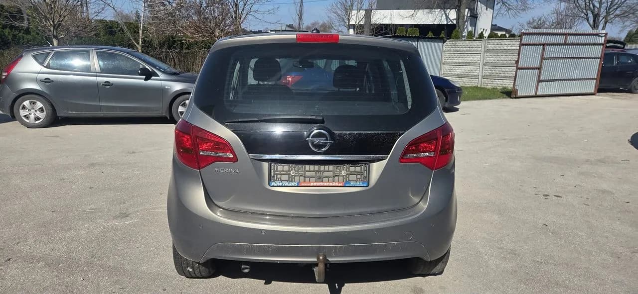 OPEL MERIVA B Z40W klapa tył komplet szyba – zdjęcie 1