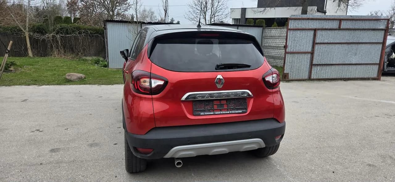 RENAULT CAPTUR LIFT lampa prawy tył – zdjęcie 1