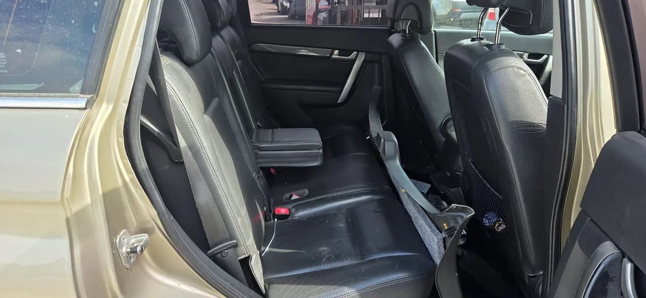 CHEVROLET CAPTIVA fotel kanapa tył I rząd – zdjęcie 1
