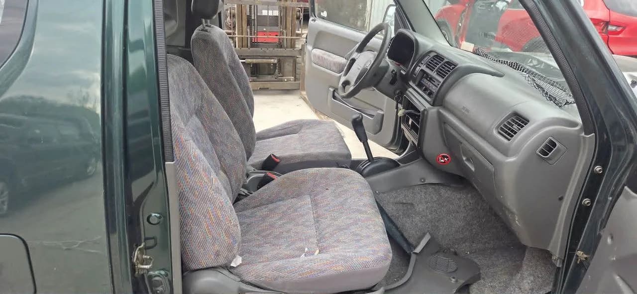 SUZUKI JIMNY Z2T drzwi lewy przód komplet – zdjęcie 6