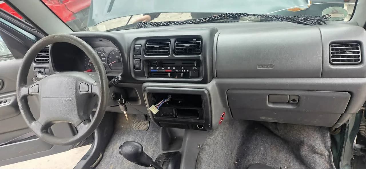 SUZUKI JIMNY Z2T drzwi lewy przód komplet – zdjęcie 9
