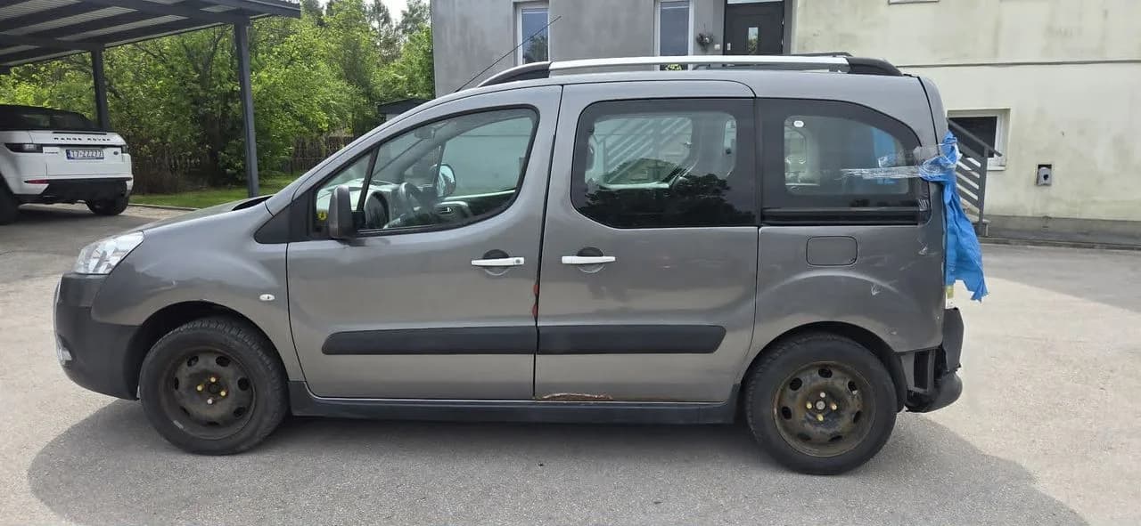PARTNER II TEPEE BERLINGO II MULTISPACE nakładka na próg listwa lewa – zdjęcie 1