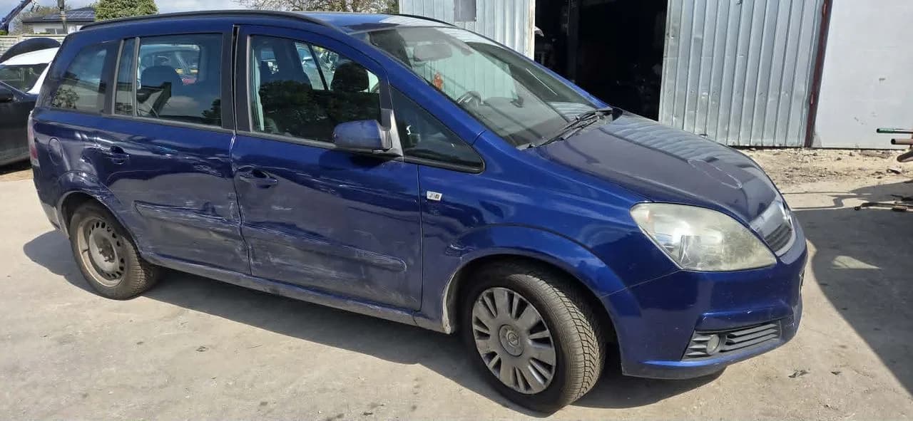 OPEL ZAFIRA B Z21B błotnik prawy przód – zdjęcie 1