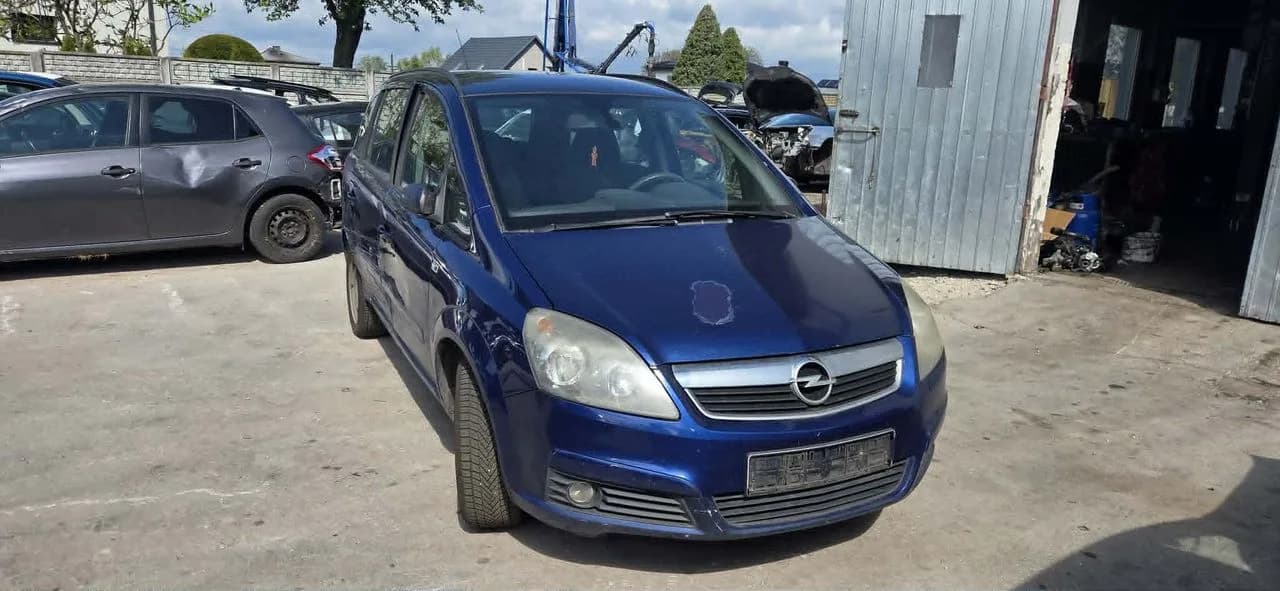 OPEL ZAFIRA B belka wzmocnienie zderzaka przód – zdjęcie 1