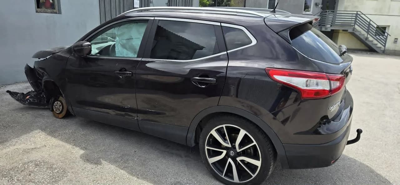 NISSAN QASHQAI J11 II GAB G błotnik lewy tył – zdjęcie 1