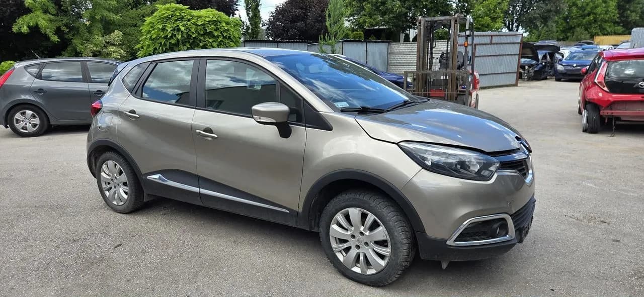 RENAULT CAPTUR TEHNK błotnik lewy przód – zdjęcie 1