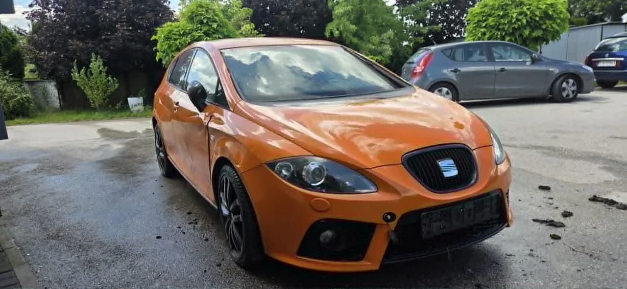 SEAT LEON II LP2C lusterko prawe składane – zdjęcie 1