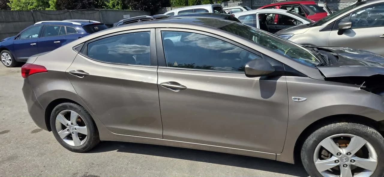 HYUNDAI ELANTRA V P7N drzwi prawy tył komplet – zdjęcie 1