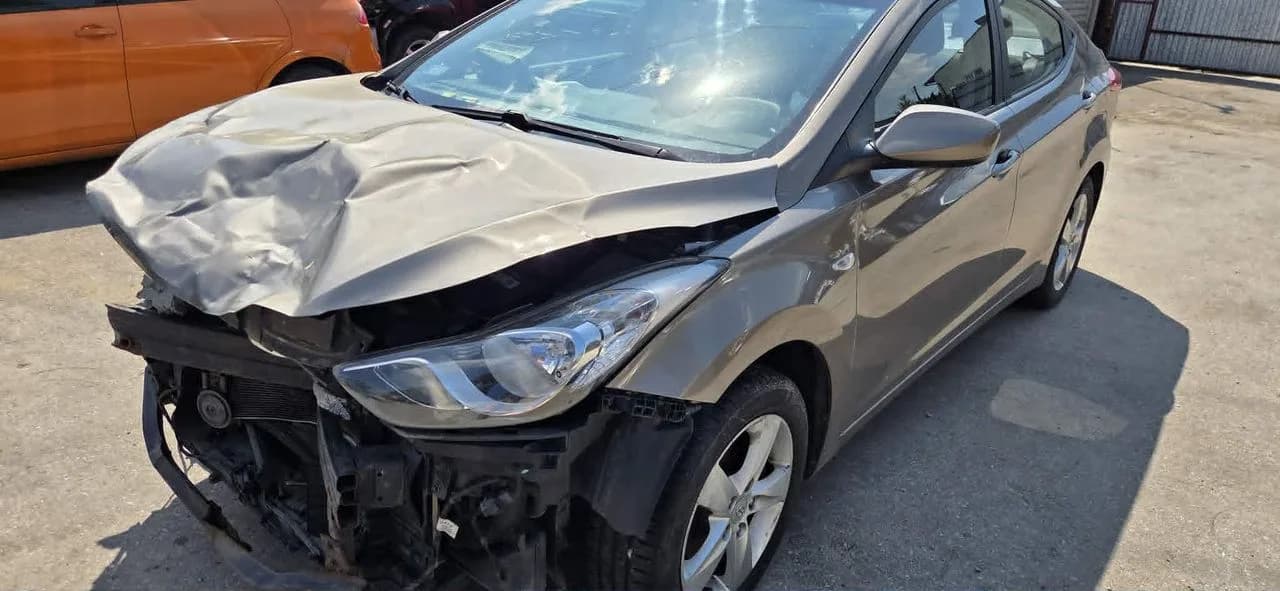 HYUNDAI ELANTRA V lampa lewy przód – zdjęcie 1