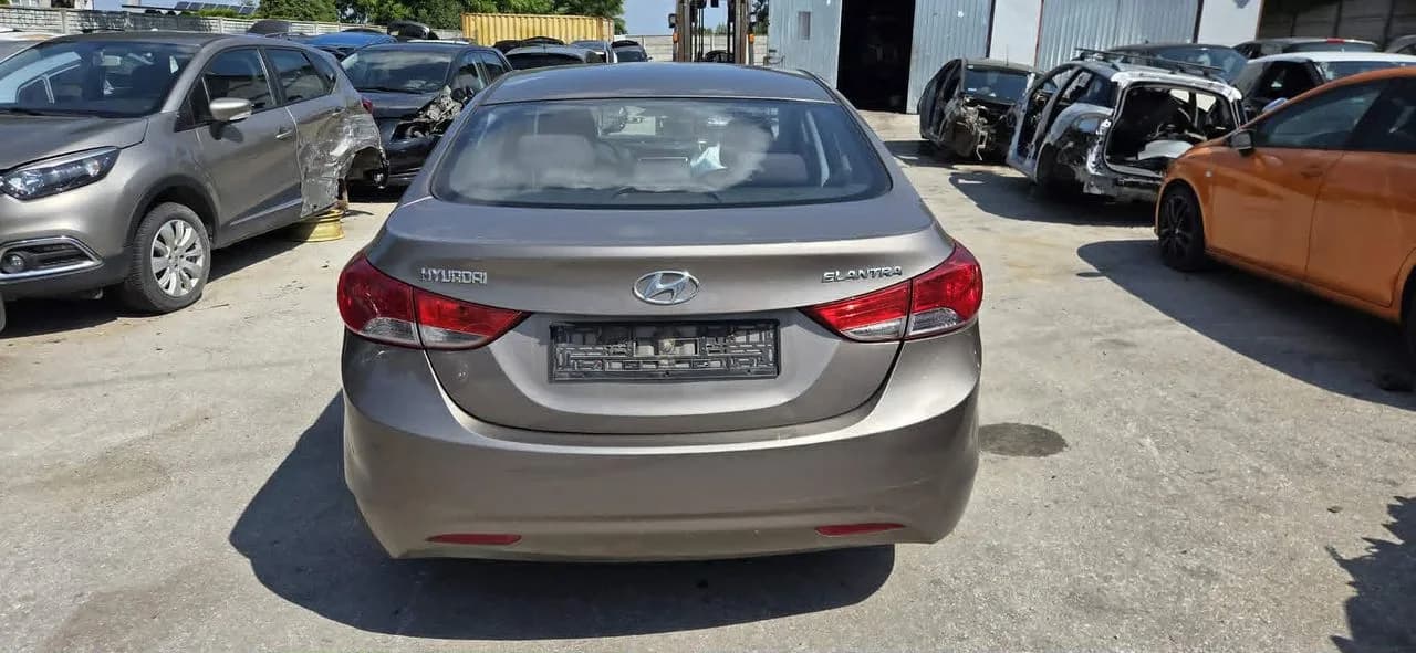 HYUNDAI ELANTRA V belka zawieszenie tył – zdjęcie 1