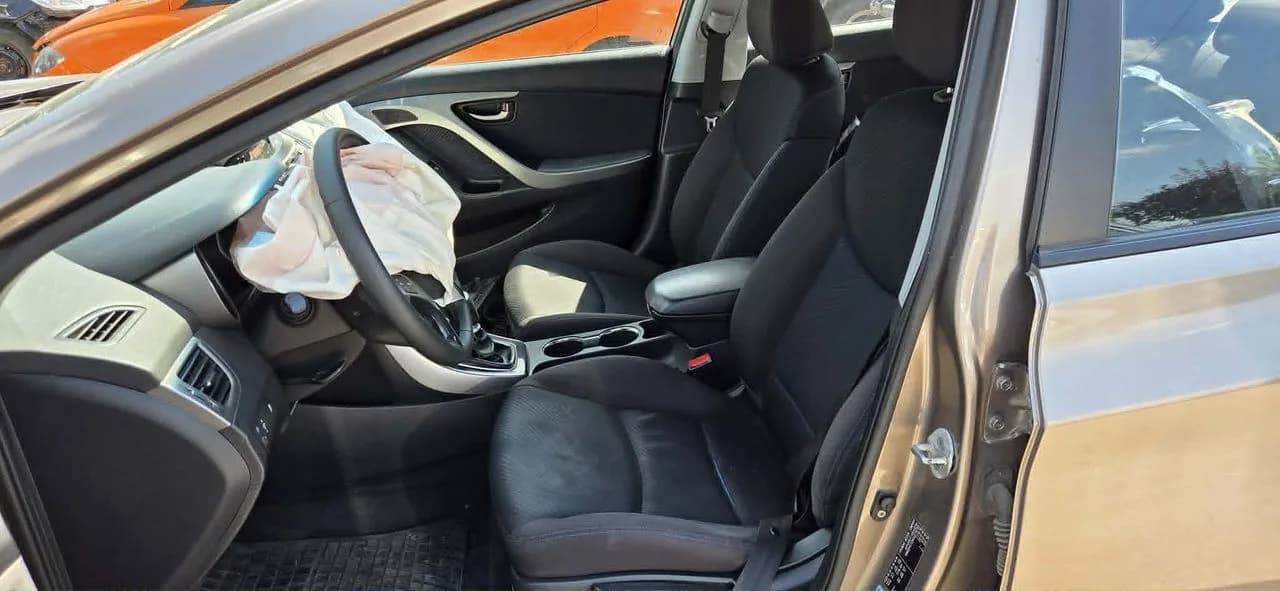 HYUNDAI ELANTRA V fotel prawy lewy przód – zdjęcie 1