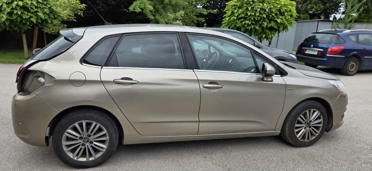 CITROEN C4 II B7 KCH drzwi prawy tył komplet – zdjęcie 1