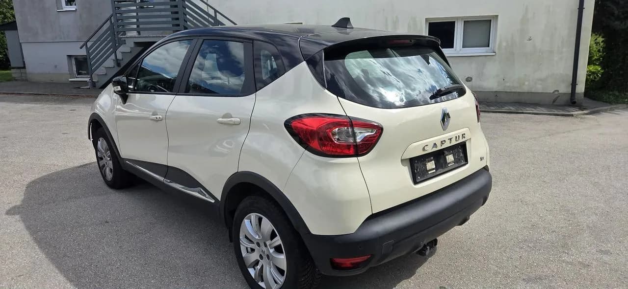 RENAULT CAPTUR OVD16 błotnik lewy tył – zdjęcie 1