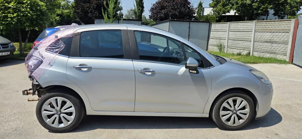 CITROEN C3 II EZR błotnik prawy tył – zdjęcie 1