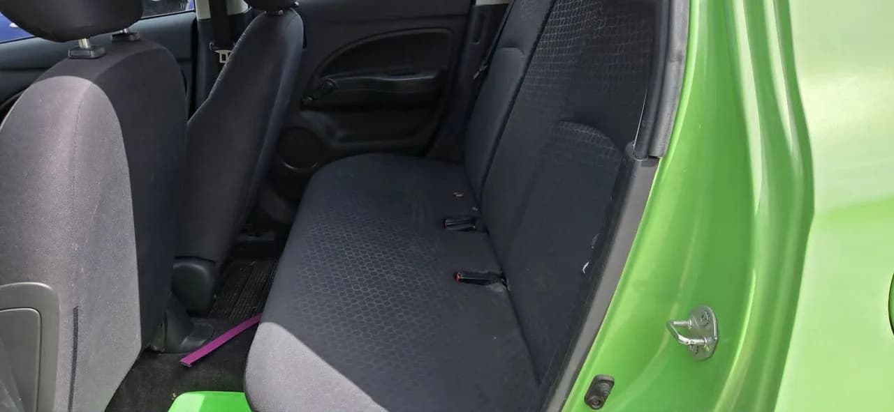 MITSUBISHI SPACE STAR II kanapa tył – zdjęcie 1