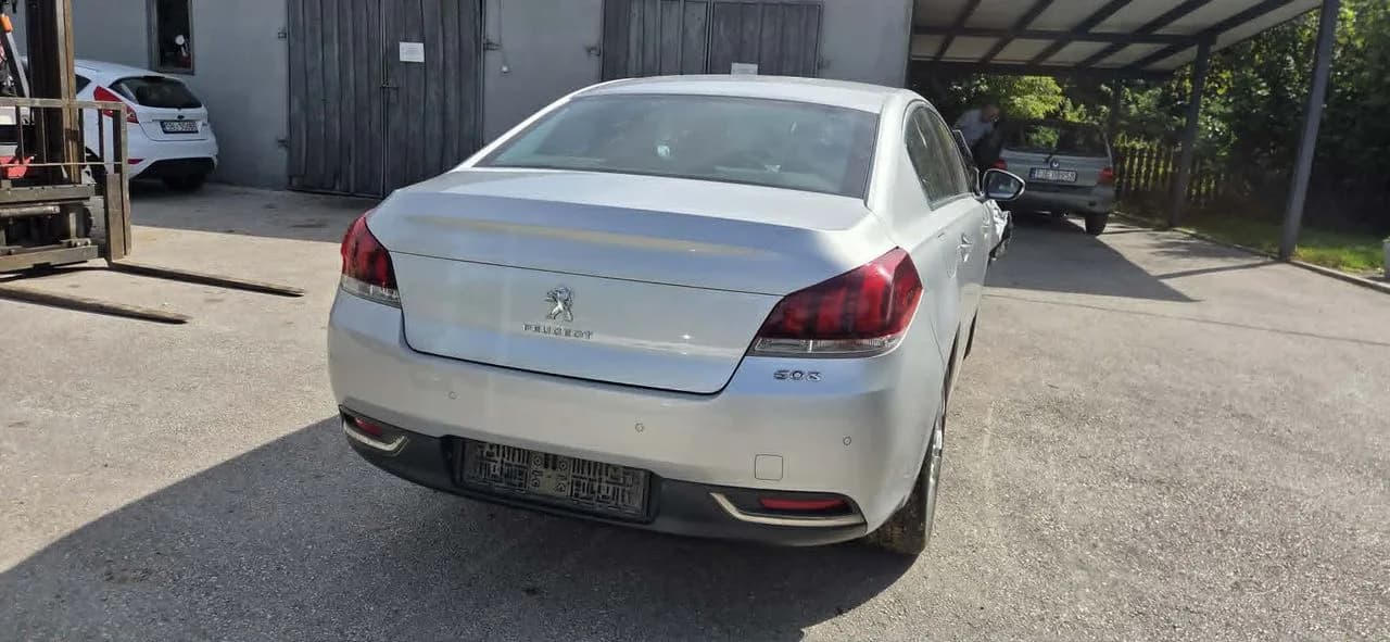 PEUGEOT 508 EZRC lift sedan belka wzmocnienie zderzaka tył – zdjęcie 1