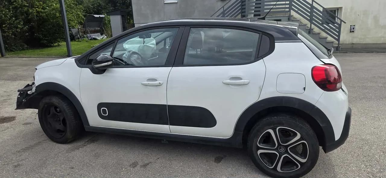 CITROEN C3 III EWPB błotnik lewy tył – zdjęcie 1