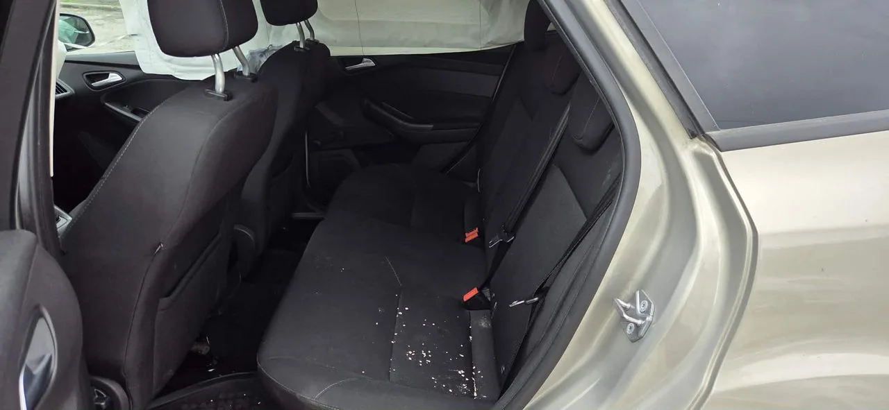 FORD FOCUS MK3 kombi kanapa tył – zdjęcie 1