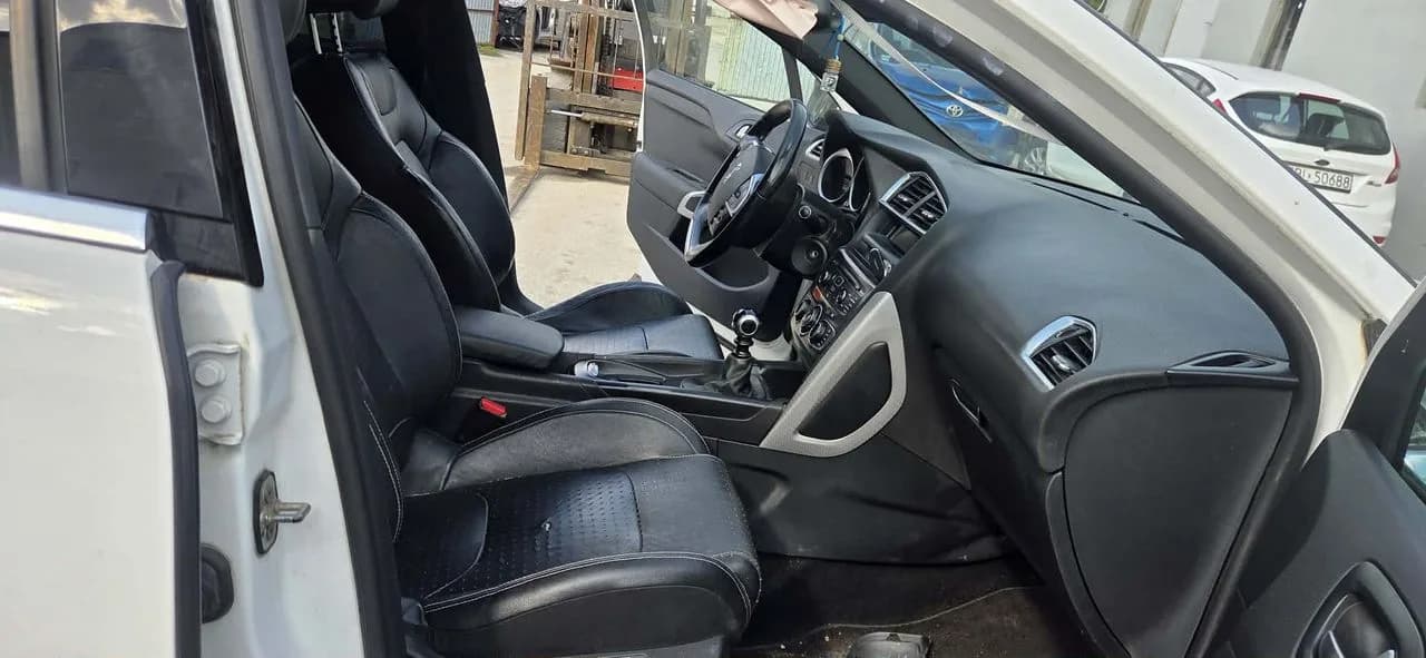 CITROEN DS4 fotel prawy przód – zdjęcie 1