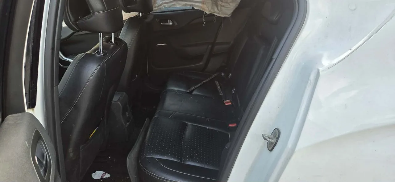CITROEN DS4 kanapa tył – zdjęcie 1