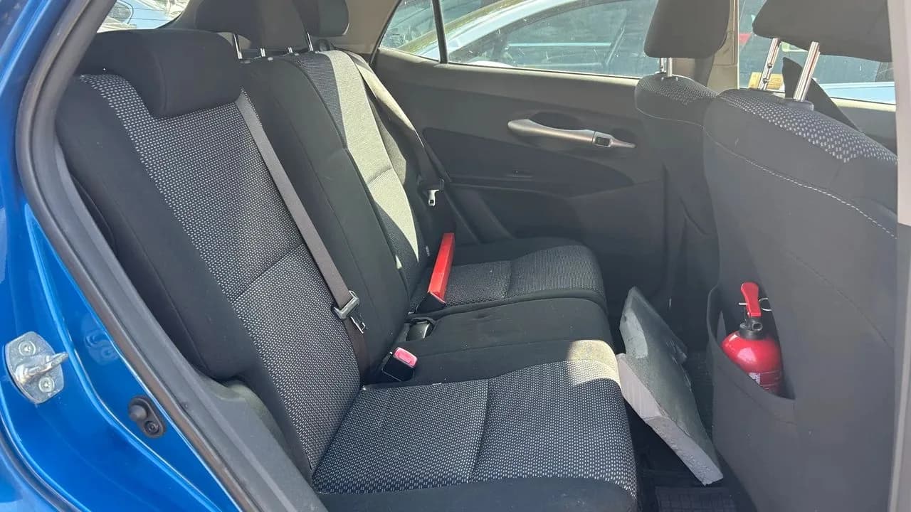 TOYOTA AURIS kanapa tył – zdjęcie 1