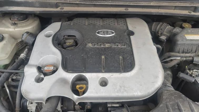 KIA CARENS III 2,0 CRDI 140KM pompa wtryskowa – zdjęcie 1