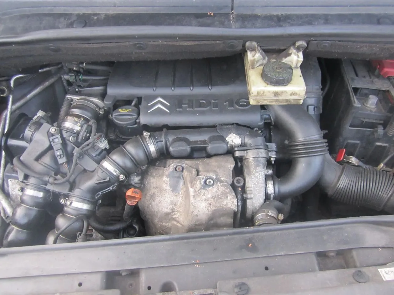 citroen c4 picasso 1,6hdi 109km wtryskiwacz wtrysk – zdjęcie 1