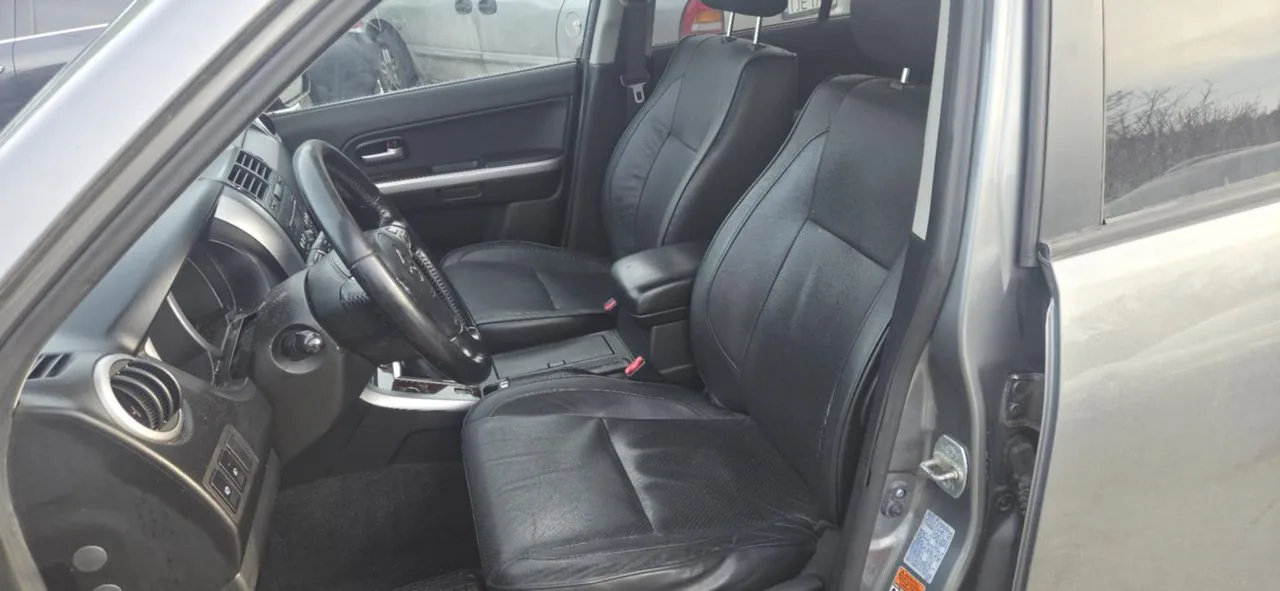 Suzuki GRAND VITARA II fotel prawy przód europa – zdjęcie 1