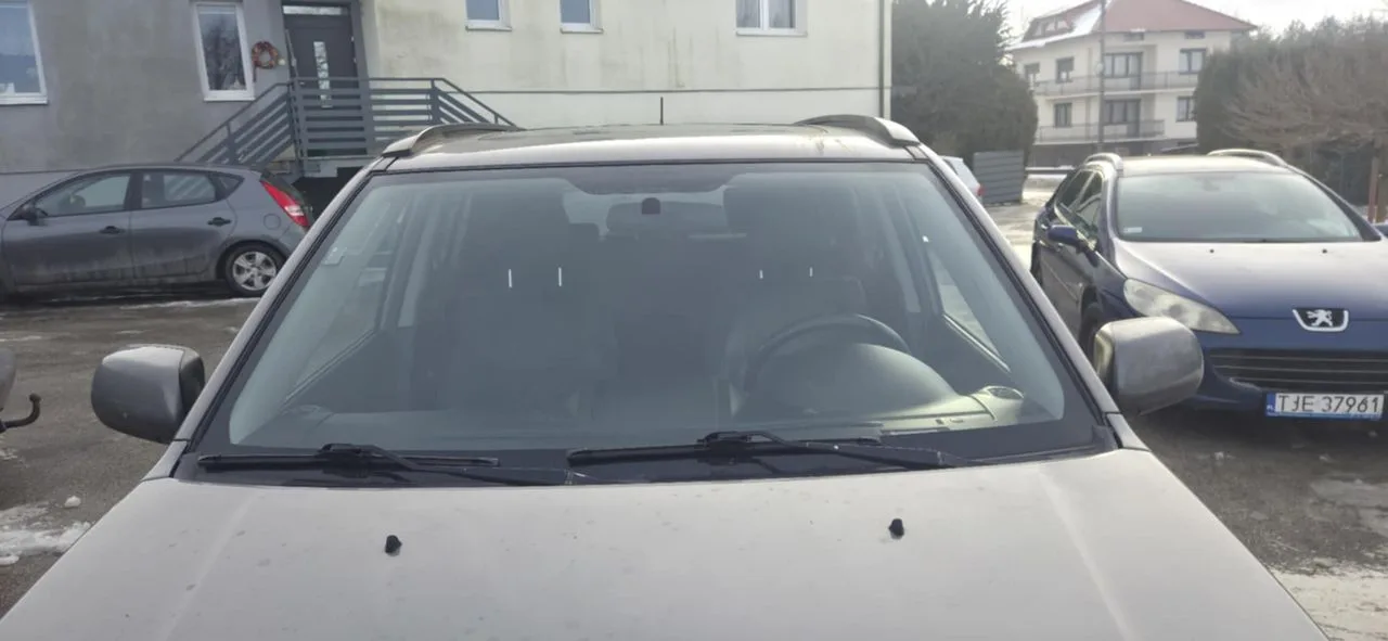 Suzuki GRAND VITARA II szyba czołowa przednia – zdjęcie 1