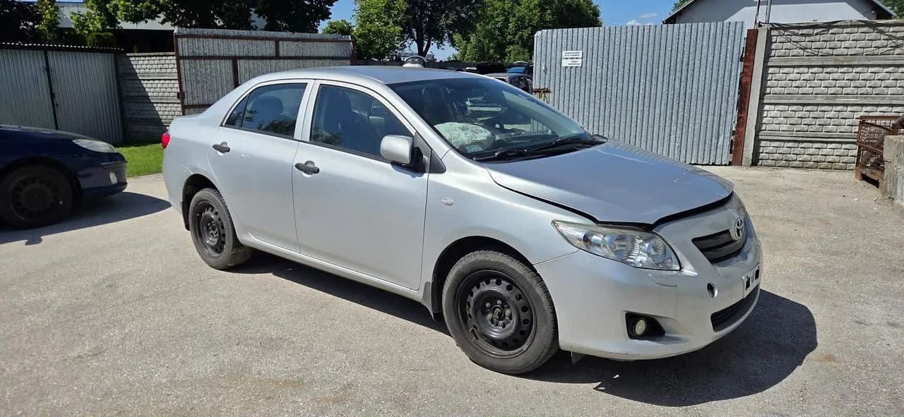 TOYOTA COROLLA E15 1G7 błotnik prawy przód – zdjęcie 1