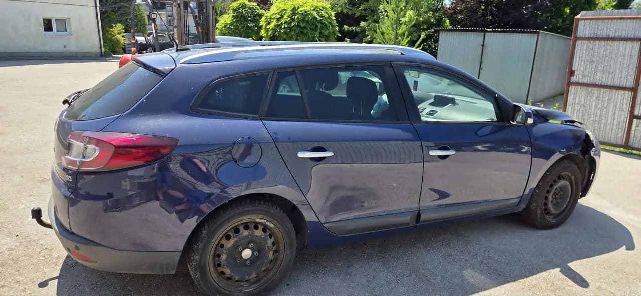 RENAULT MEGANE III OV460 kombi drzwi prawy tył komplet – zdjęcie 1